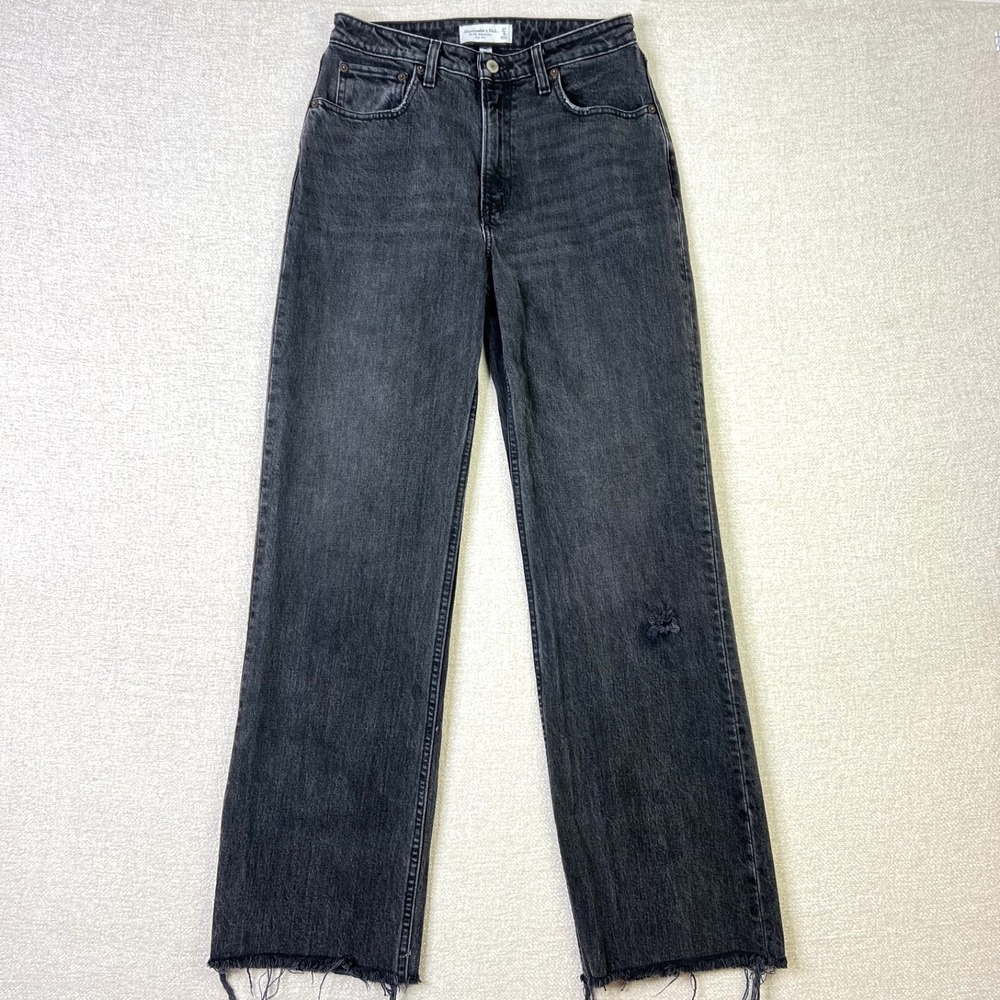 Abercrombie & Fitch The '90s Straight Ultra High Rise Jeans Black Denim 27 4R